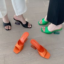 스퀘어 오픈토 샌들 펌퍼스 슬리퍼