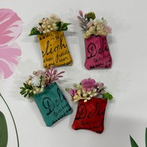 핸드메이드 레터링플라워 브로치