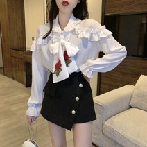 더샵패션 여성 봄 플라워 자수 리본타이 프릴블라우스 PYJ14_03