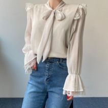 [에이스토리] 여성스러운 리본 레이스 블라우스 루즈핏
