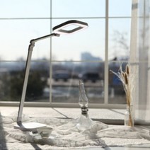 프리즘 LED 스탠드 PL-3200WH