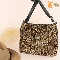 걸크러쉬 레오파드 호피무늬 크로스백 여성 겨울 가방