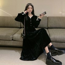 캐시미어 원피스 여자 가을 겨울 베이스 v넥 검은색 긴 치마 작은 검은 헵번 프랑스식 군중 내복