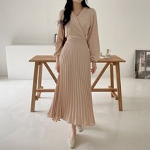 에이블린 리네플리츠원피스