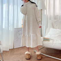 쉐얼유 여성 스타 나염 기모 프릴 오버핏 롱원피스