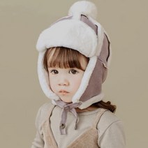 블랙체리 유아동 귀달이 무스탕 털모자