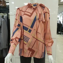 블루페페 부평점 여성스러운 패턴 스카프 블라우스