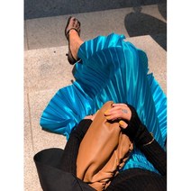 페이퍼문 메탈릭 플리티드 플레어 주름 스커트