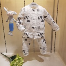 아가방 봄 초특가 베이비페어 # 아슬하게 딱 비치지 않을 만큼만 얇은 면100% 무형광 실내복! 순식땀 베이비들 이 두께 찾고 있었어! 부드러워 좋아 두껍지 않아 좋아!