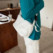 STR 데일리 자연스러운 미니멀 레더 크로스백 남녀공용_(2color)