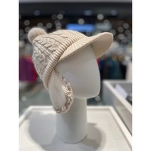 루이까스텔[NC강남] 22F/W LOUIS CASTEL 여성 동계용 골프모자 털 방울 장식 방한용 귀달이 로고 니트 캡, 베이지(M)