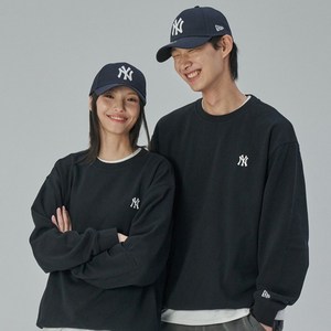 뉴에라 남녀공용 MLB 스몰로고 뉴욕 양키스 맨투맨 1488156