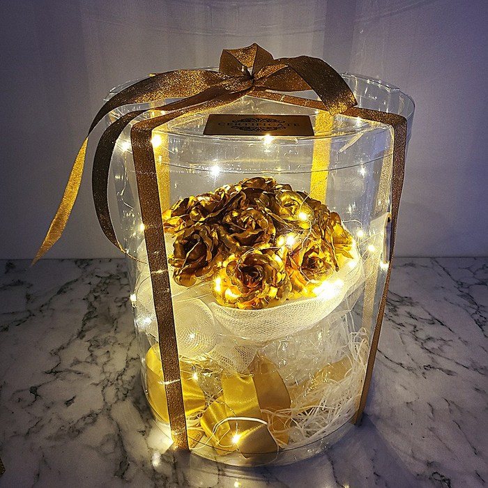 Art홀릭 무료배송 금 장미 꽃 다발 배달 40대 50대 엄마 아빠 생신 생일 선물 아내 와이프 부모님 결혼 기념일 선물 여자 친구 100일 1주년 첫 생일선물 20대여자생일선물