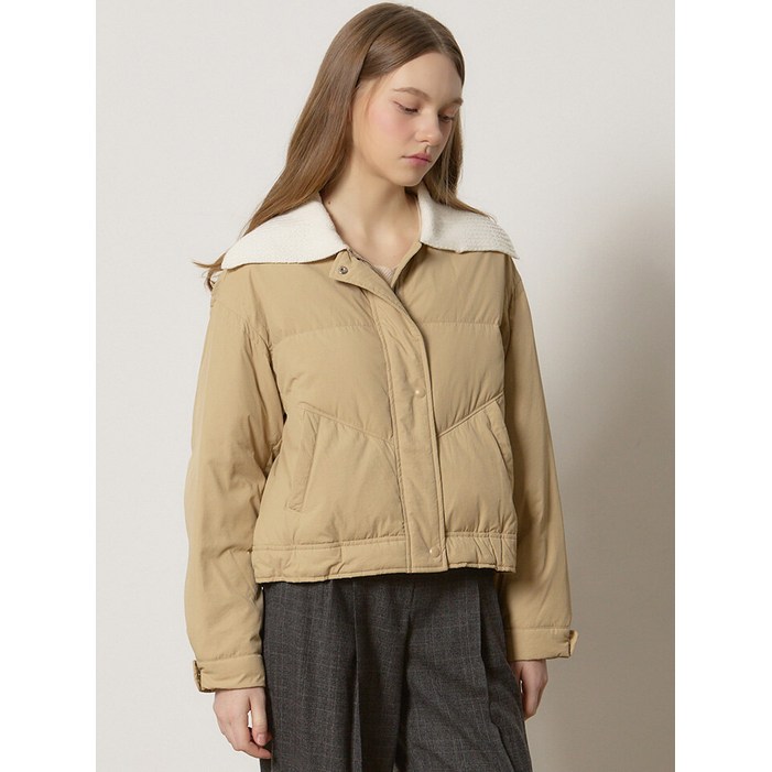 리스트 리스트(LIST)  니트 배색 칼라 덕다운 점퍼 (택가격: 368000원)