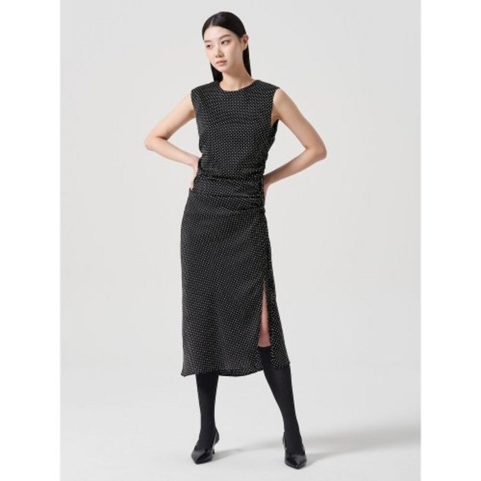에잇세컨즈 8SECONDS 도트패턴 옆셔링 원피스 블랙 114171AY15 114171AY15 160043