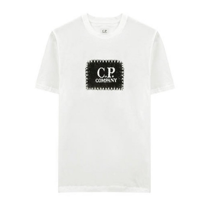 25SS CP컴퍼니 로고 라벨 프린팅 반팔 티셔츠 18CMTS029A 005100W 103