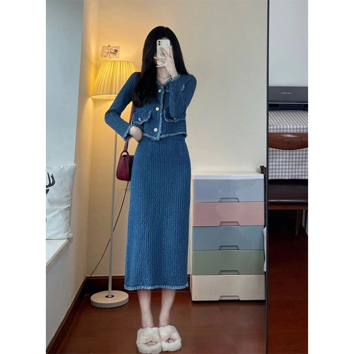 해피유통   여성용 가을 겨울 작은 향기 세트 니트 데님 투피스    BBJJ001