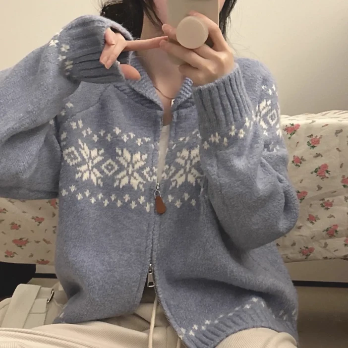 소소온 빈티지 눈꽃 패턴 하프집업 니트