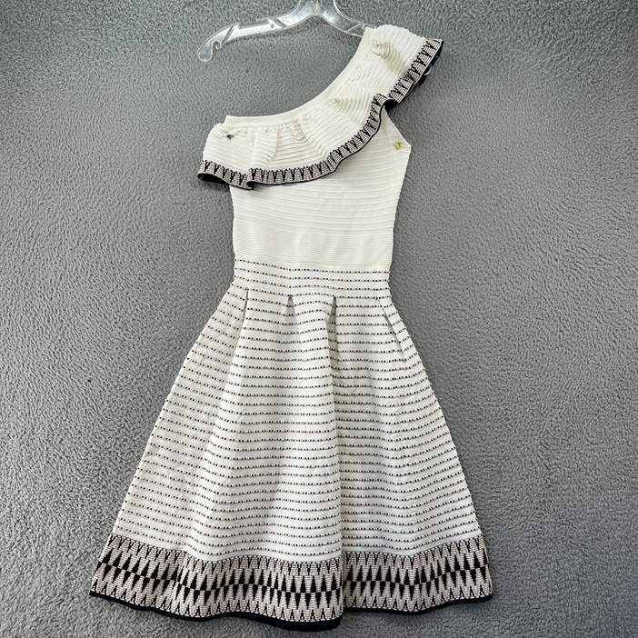 마쥬 Maje 드레스 여성 3가지 화이트 원숄더 러플 칵테일 A라인 스트레치 5207822