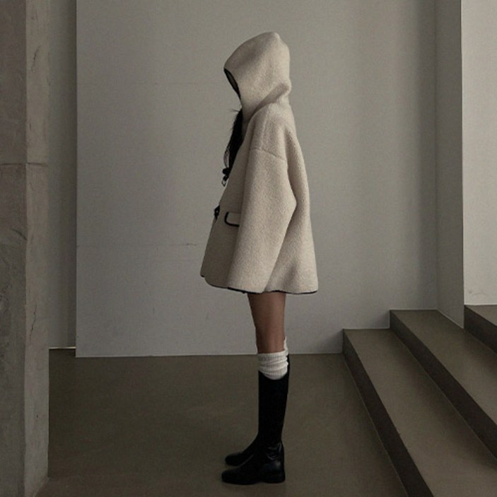 [메이빈스][무료배송]렐시 뽀글이 후드 무스탕