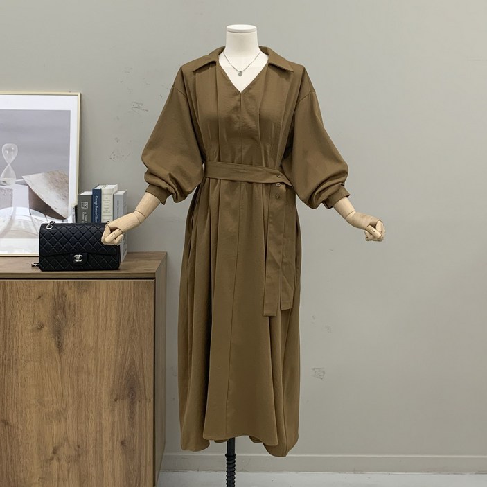 행복여 에린 허리 핀턱 스트랩 루즈핏 셔츠 카라 원피스