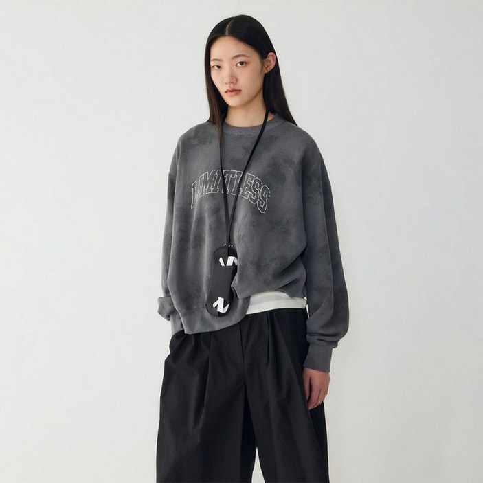 스튜디오 톰보이 물나염 프린트 맨투맨챠콜 91F6122771 278080