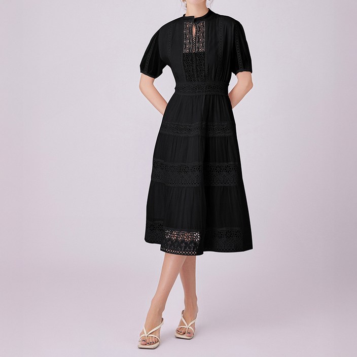 비비에모 엘레강스 레이스 데코 스탠드넥 미디 원피스 10384 빅사이즈 포함