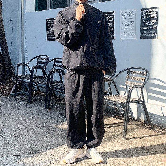 투웨이 오버핏 셋업3종 바람막이자켓 반바지 긴바지 투웨이 오버핏 셋업3종 바람막이자켓 반바지 긴바지