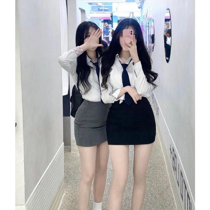 유콩샵 너가 찾던 그 교복핏 기본 미니스커트 교복치마 슬림 착붙핏 2color 유콩샵 너가 찾던 그 교복핏 기본 미니스커트 교복치마 슬림 착붙핏 2color