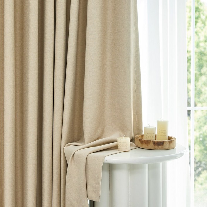 사라하우스 4세대 고밀도 빛차단 형상가공 거실 안방 암막커튼