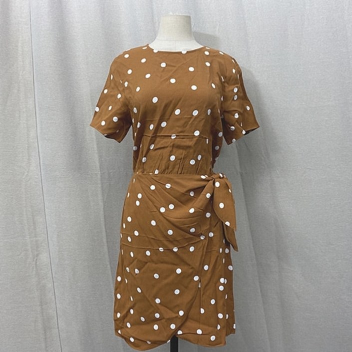 앤아더스토리즈 반팔 원피스 36 중고명품 구제