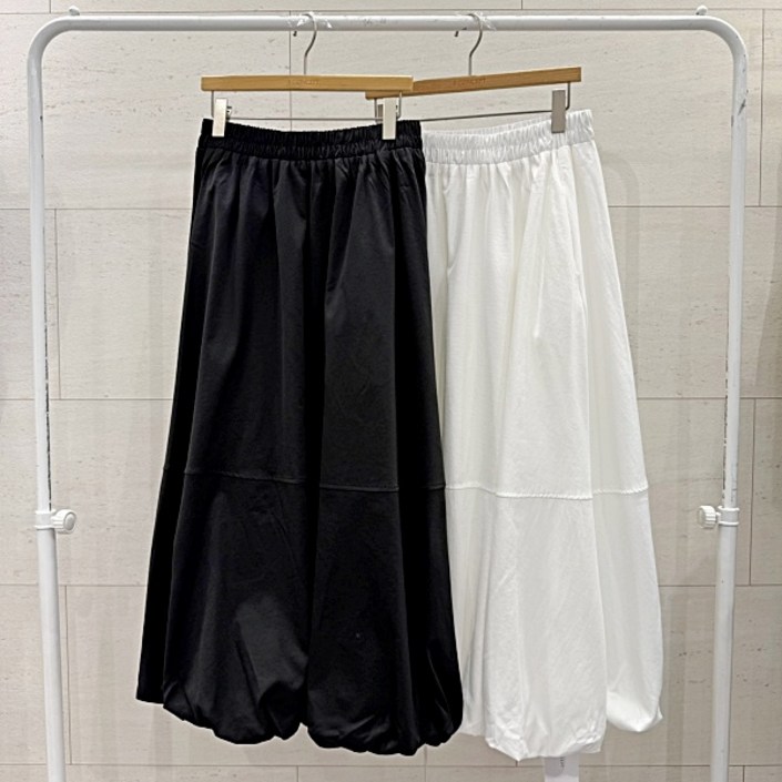 에잇컨셉 롱스커트 C026솔티SK C25C3FSK005BC2