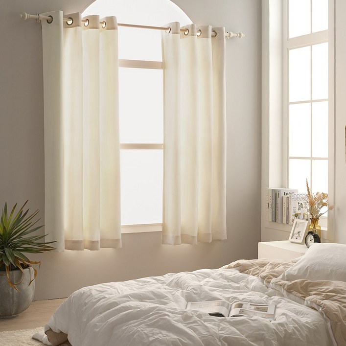 아일렛형 하비드 암막커튼 작은창 (135x170cm) 화이트 1장