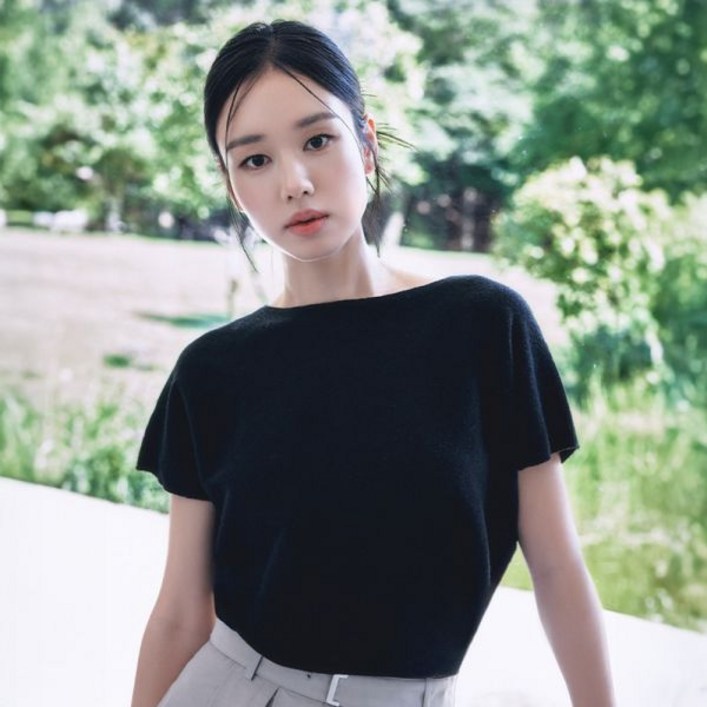 셀렙샵에디션 25FW 보트넥 돌먼니트 1종