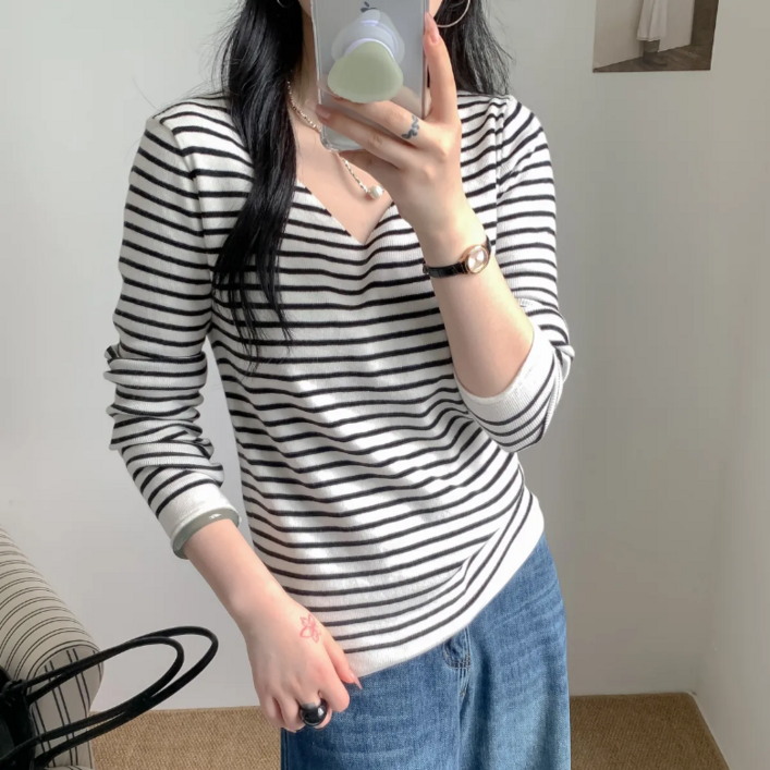 르코앤드라코 여성 데일리 스트라이프 브이넥 빅사이즈 니트 티셔츠