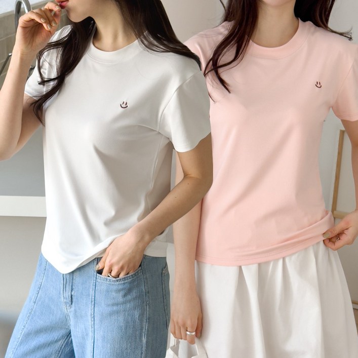 제이그린 여성 심플 스마일 자수 라운드넥 반팔 티셔츠 2P 제이그린 여성 심플 스마일 자수 라운드넥 반팔 티셔츠 2P