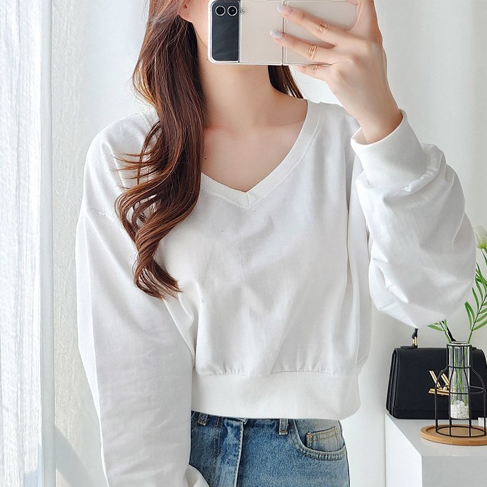 아비엘르 여성 브이넥 세미크롭 면 기본 무지 맨투맨 비디