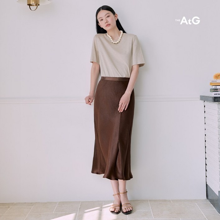 더엣지 25SS 아세테이트100 슬릿 스커트