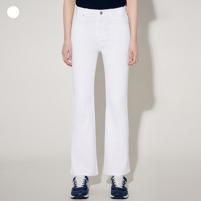 [백화점정품] 26년NEW 게스 GUESS 여성 WHT톤 슬림 붓컷 YP2D9042