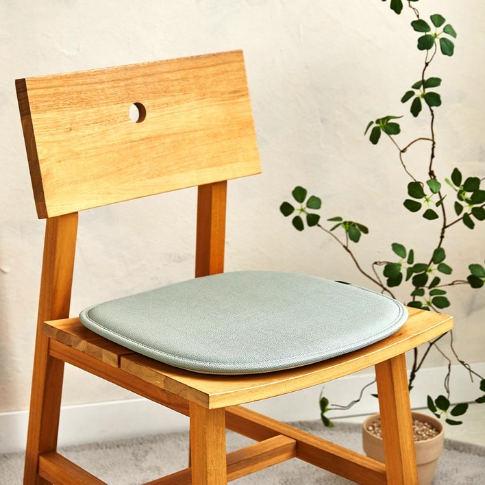 모던하우스 리빙 견고해진 밀착형 페이크레더 방석 민트 41x39 EM1026003