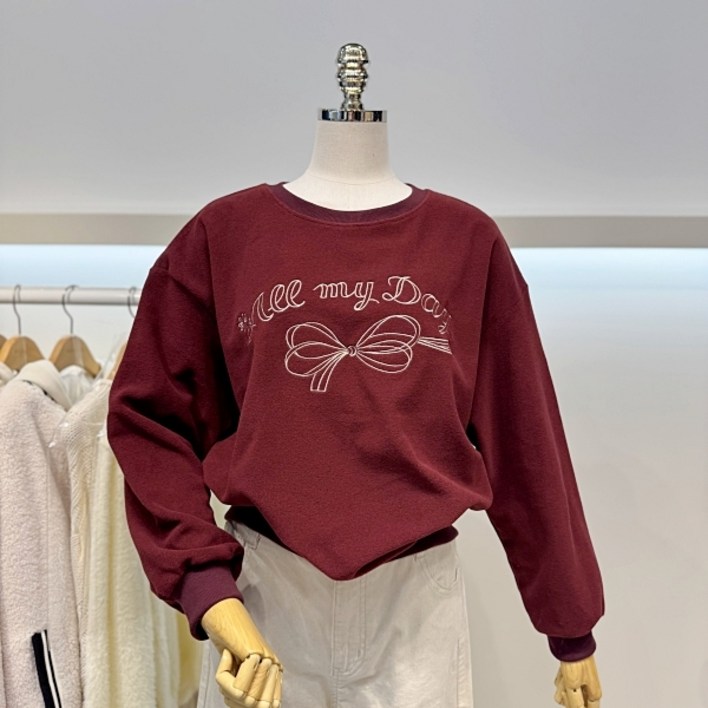 에잇컨셉 피피 리본 자수 맨투맨 C25L7FTS073