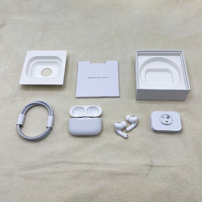 에어팟 프로 2세대 노이즈 캔슬링 무선 블루투스 이어폰 USBC 당일배송, 흰색, MTJV3KHA