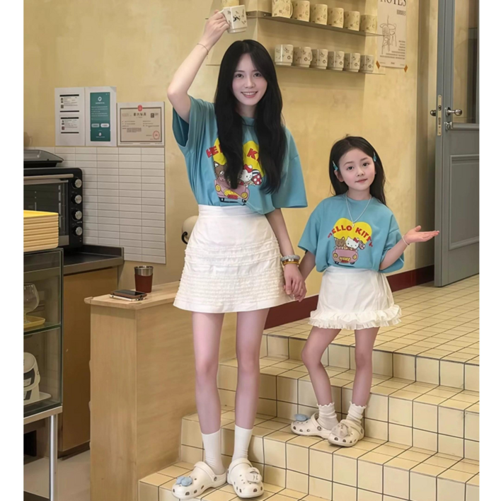 라움리에 온가족 커플 공용 패밀리룩 헬로키티 아쿠아 민트 반팔 티셔츠