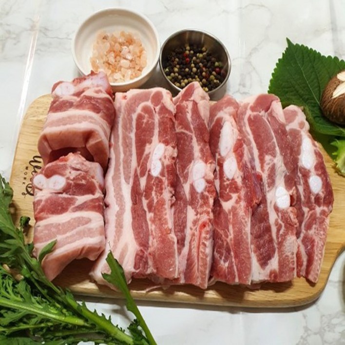 한돈 암돼지 삼겹살 냉장 1kg 통돌이 통삼겹살 에어프라이어, 1개 한돈 암돼지 삼겹살 냉장 1kg 통돌이 통삼겹살 에어프라이어, 1개
