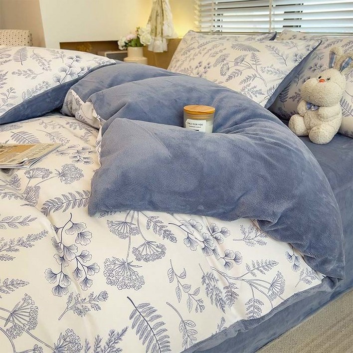 POMTOR 겨울 플라워 패턴 극세사 따뜻한 감성 침실용 고급스러운 피치스킨 소재의 부드러운 이불 커버