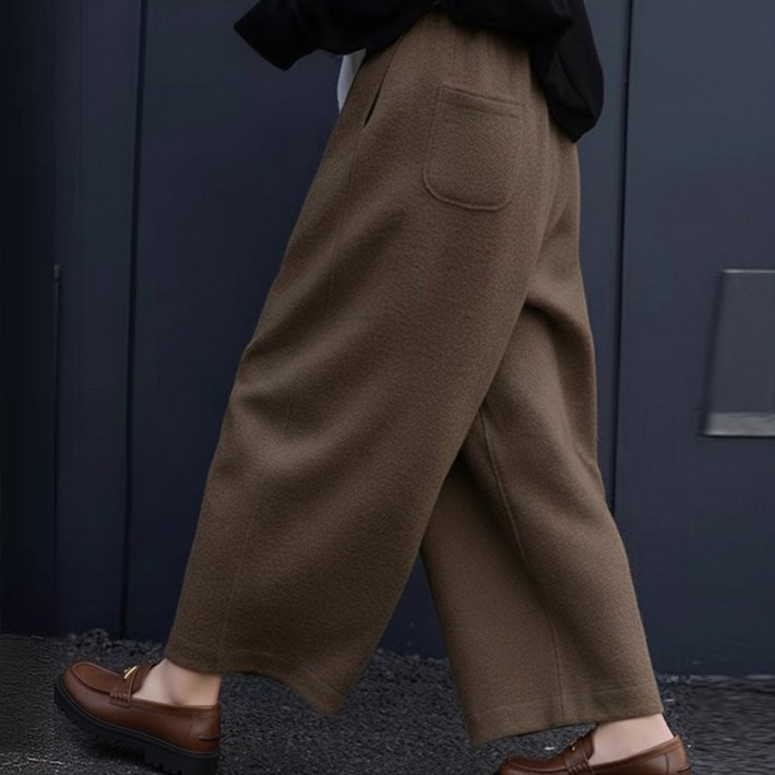 퀸앤조이 헤르미 울블렌드 부클 9부 배기 밴딩 팬츠