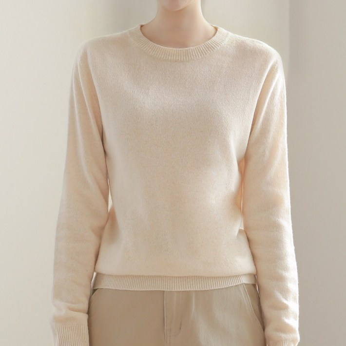 클레이스 울100 캐시미어 고급 호주산 양모  여성 라운드넥 니트
