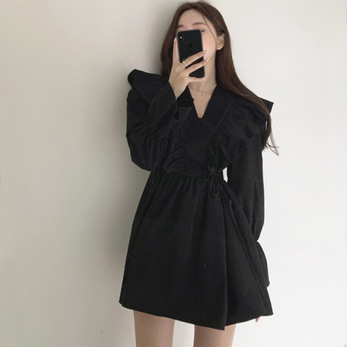 [레티고] 브이넥 프릴 A라인 원피스