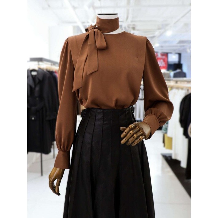 국내백화점  파주점 모조에스핀 라운드넥 스카프 블라우스 S253MSC007 여성