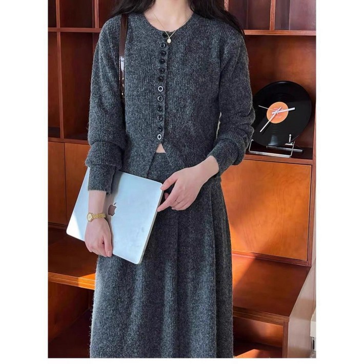 COSYEVNO  여성 캐주얼 세트 겨울 니트 캐주얼 빅사이즈 패션 심플 톱+스커트 2종 세트 CXJtz-14